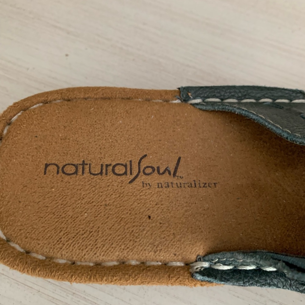 Shoes - Picture 6 of 6